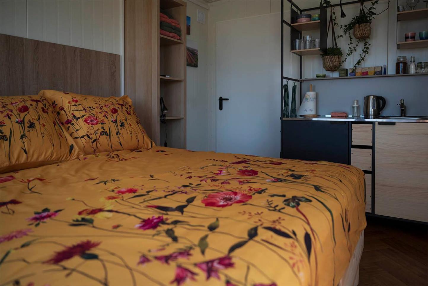 Bed and Breakfast Bloem & Bed 't Zand Exterior foto